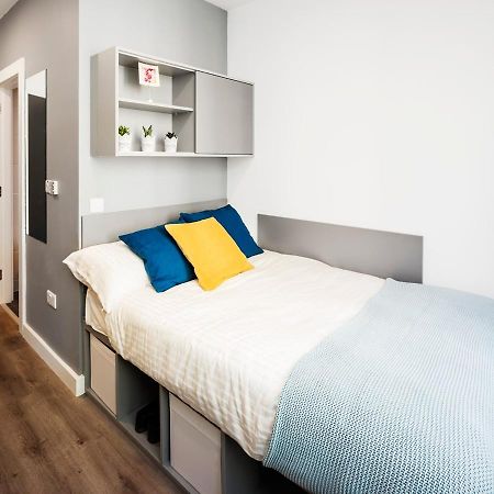 Zeni Ensuite, In The Vibrant Docklands Dublin Bagian luar foto